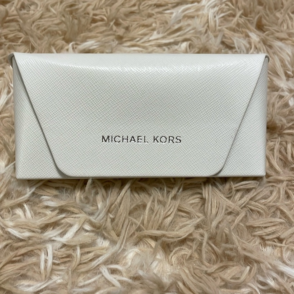 Michael Kors glass case